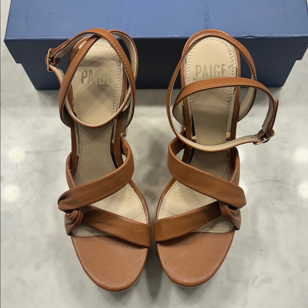 NWT Paige “Cayden” platform sandals - Picture 8 of 10